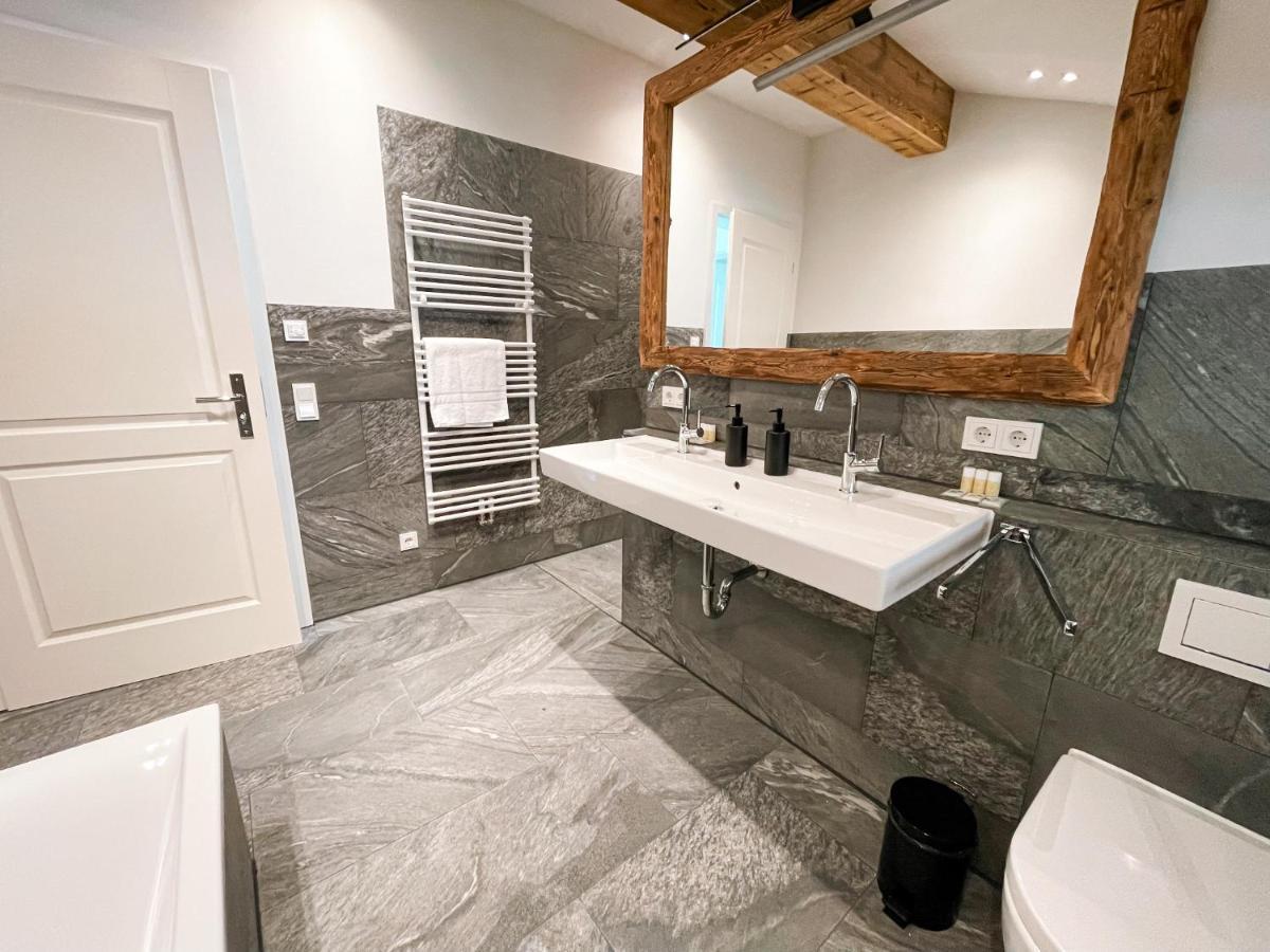 Ferienhaus Pur - Doppelhaushälfte Im Idyllischen